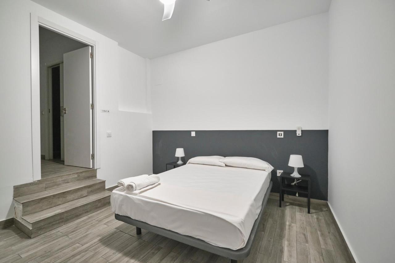 Nunez De Arce Habitaciones Madrid Buitenkant foto