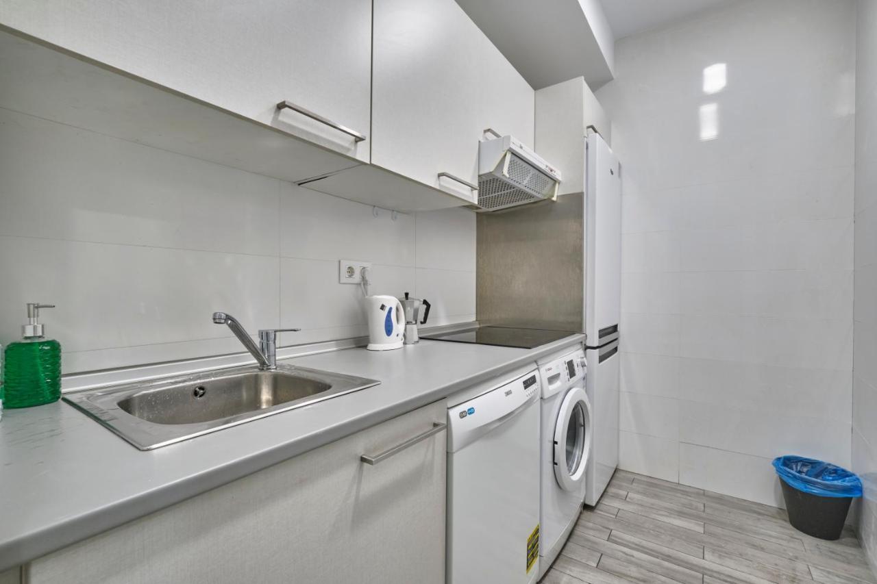 Nunez De Arce Habitaciones Madrid Buitenkant foto